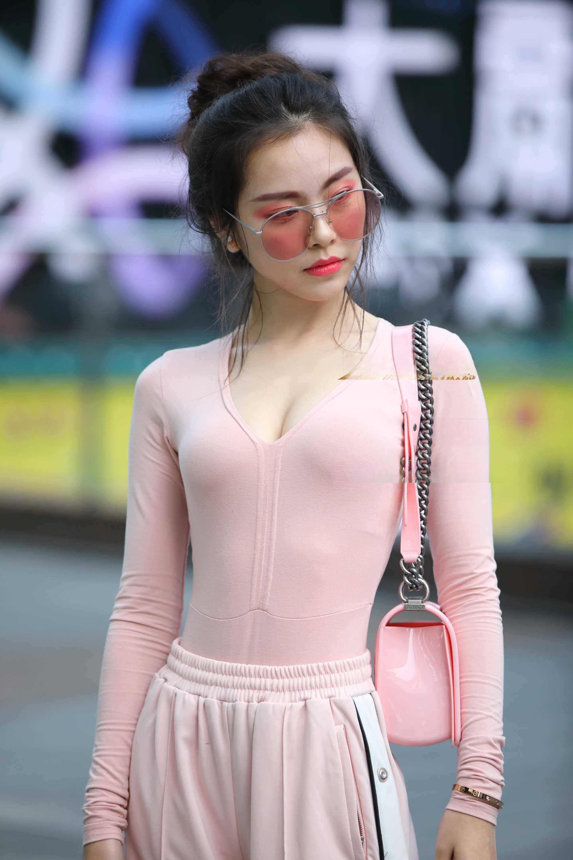23421-2wxqph2s3u2.jpg