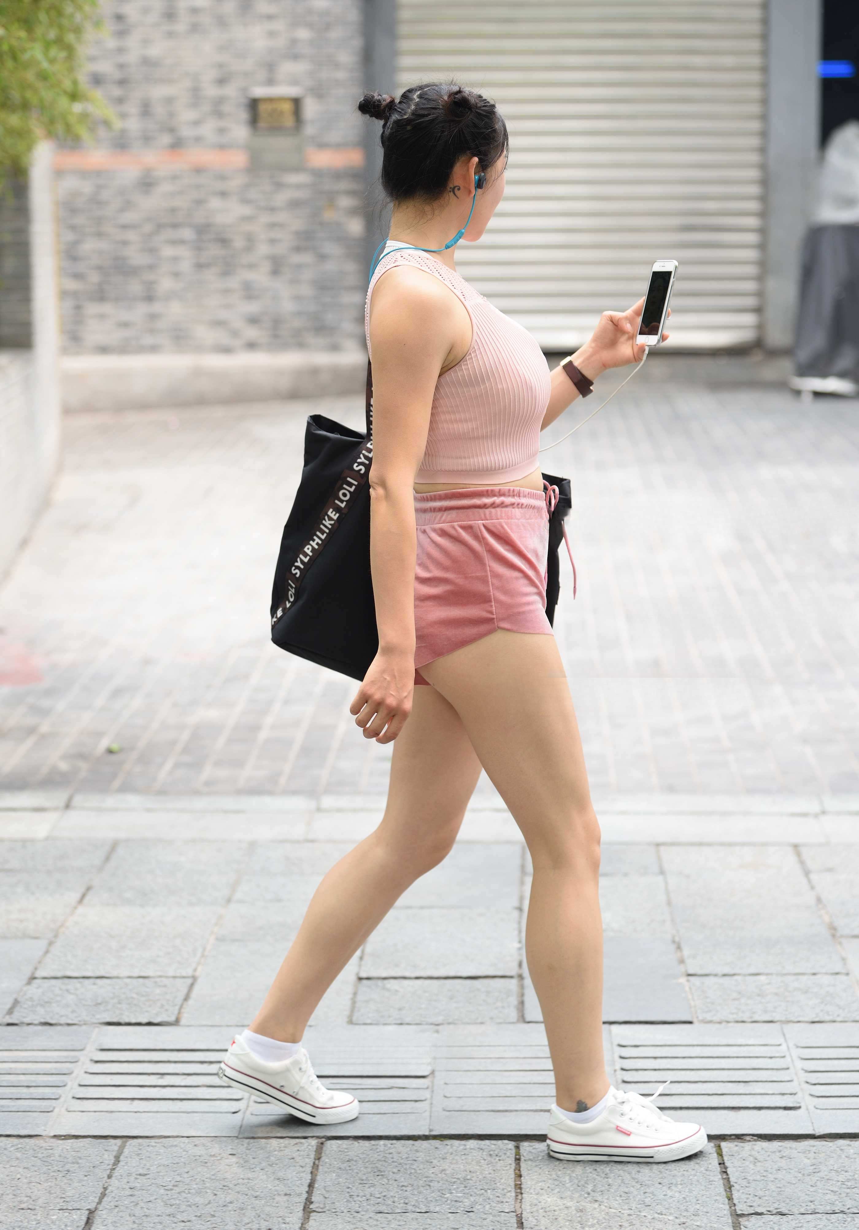 23054-gstn00j31mx.jpg