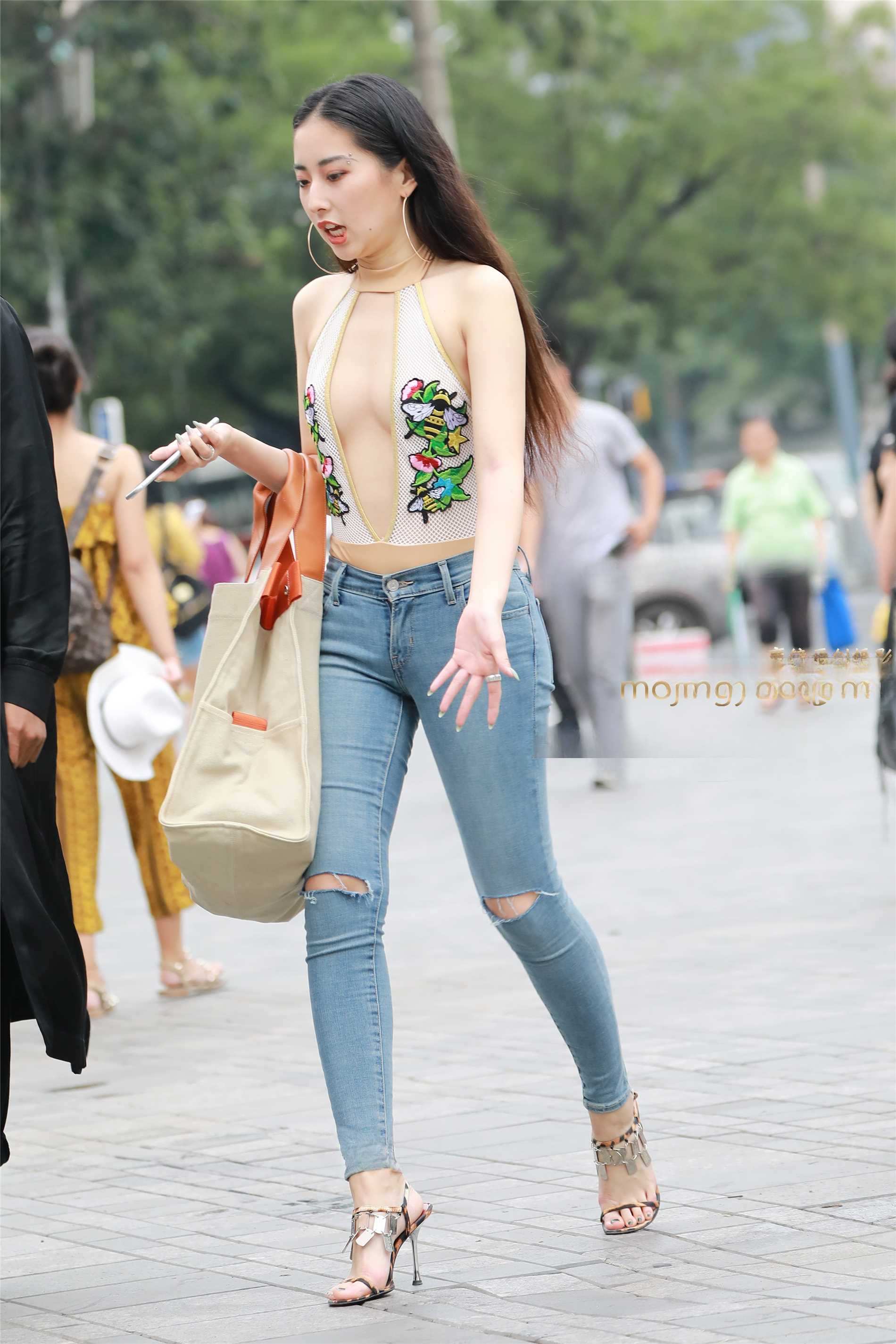17790-p13ucymwdev.jpg