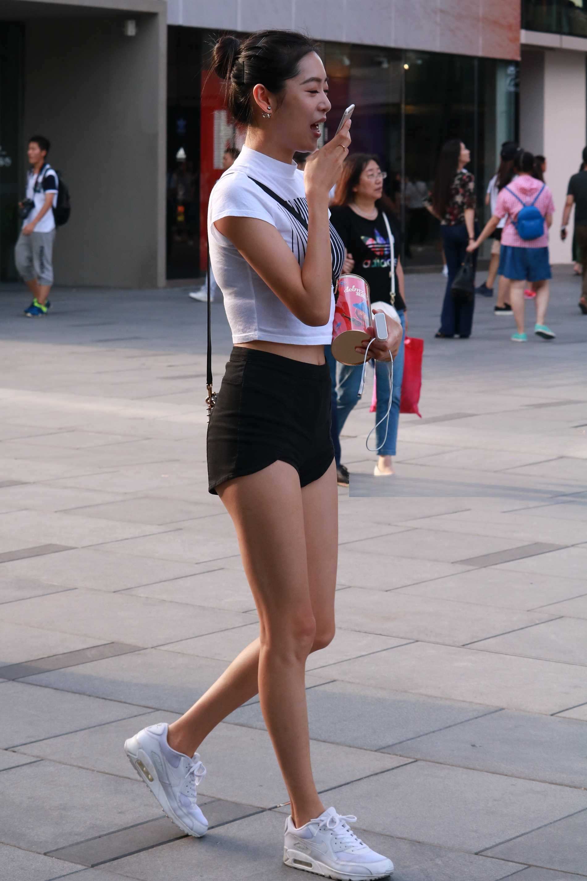 10205-kj34iv0aqpx.jpg