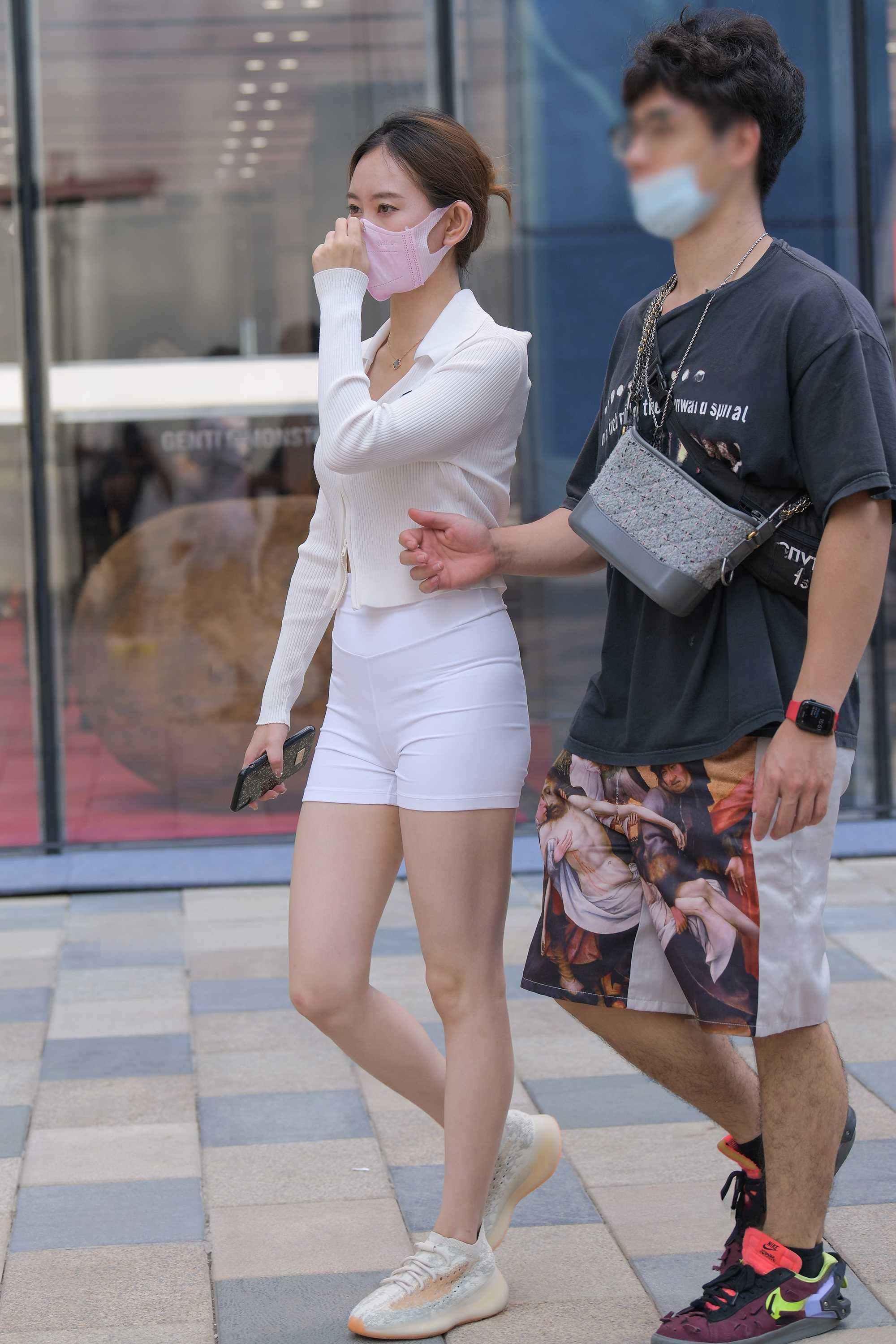 46717-oa3tnqu1esh.jpg