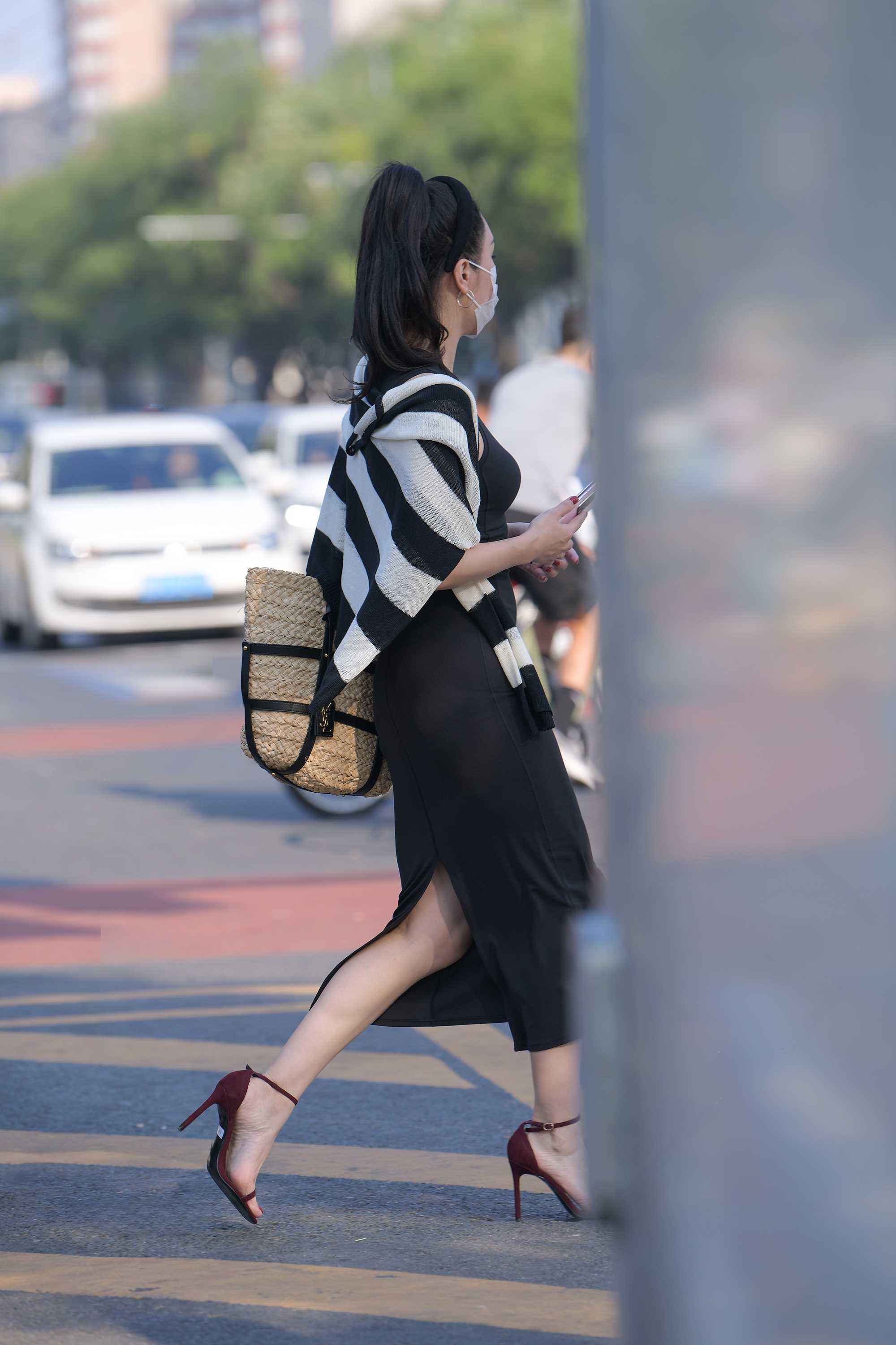 46521-y00khpuhkik.jpg