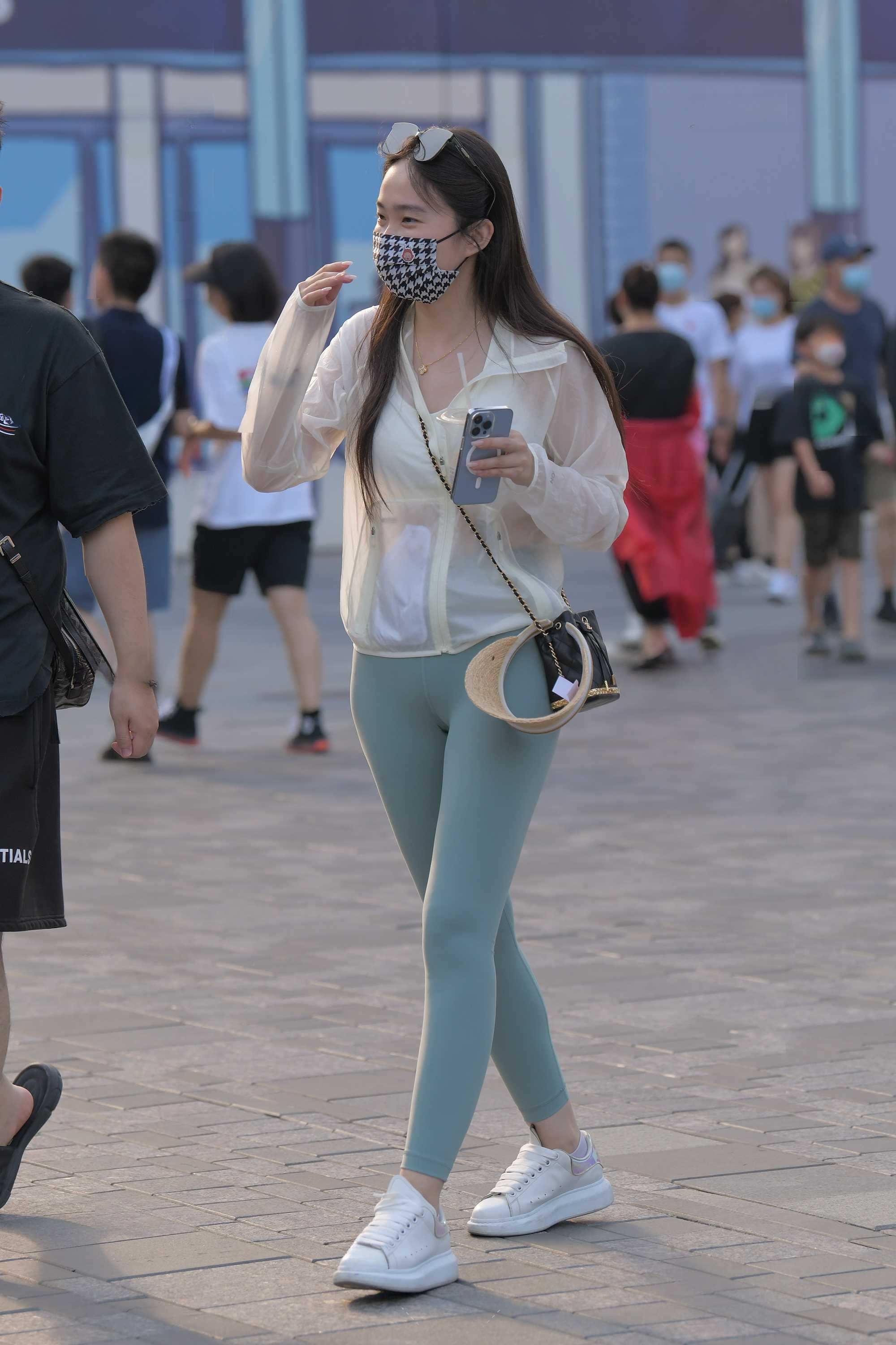 46037-cpp13ntbful.jpg