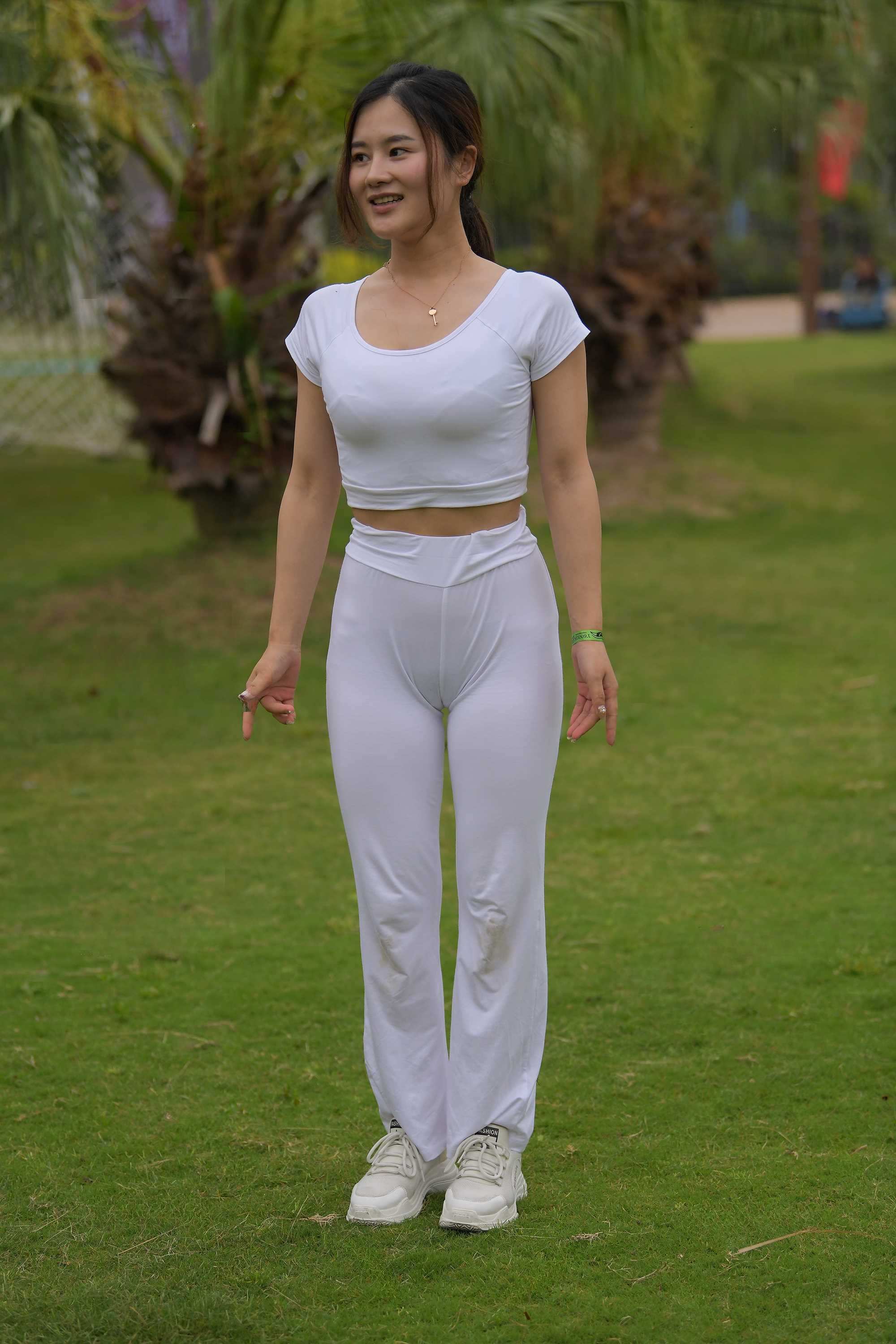 34179-ytvfgwfw5zd.jpg