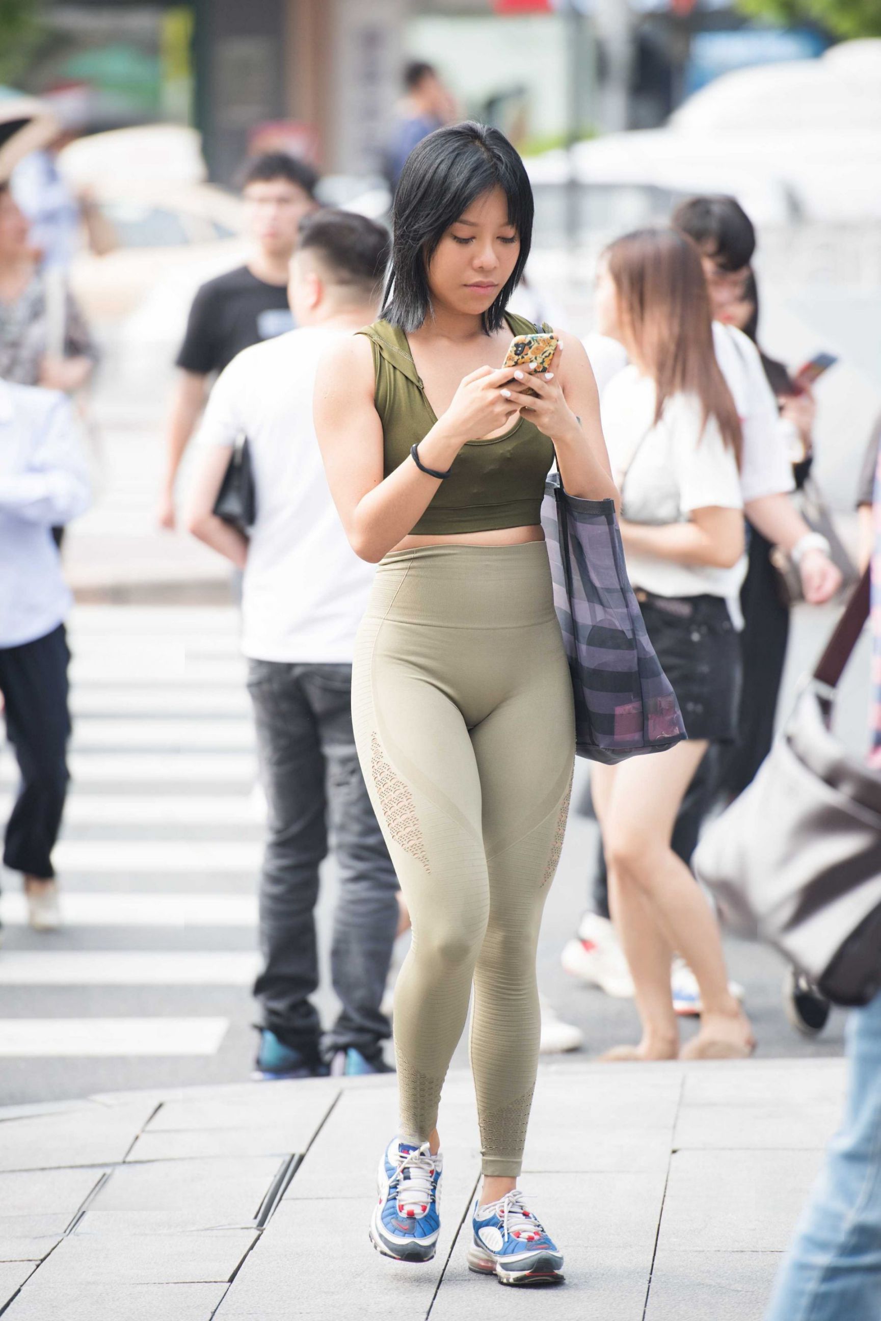 30507-fisnxoucn1s.jpg