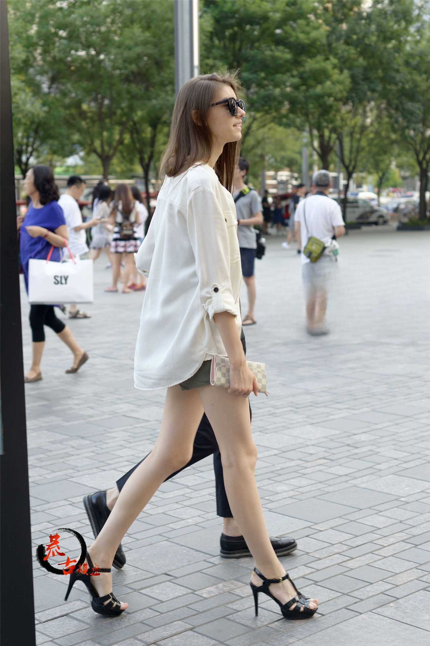 8828-1wipm5mbill.jpg