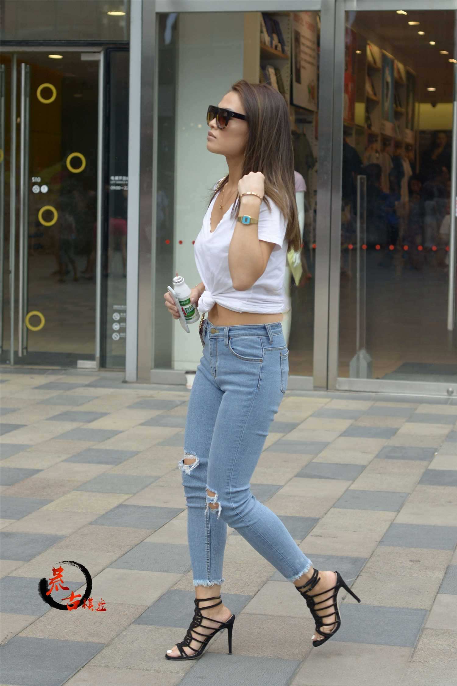 8873-5tg3cyxfqvt.jpg