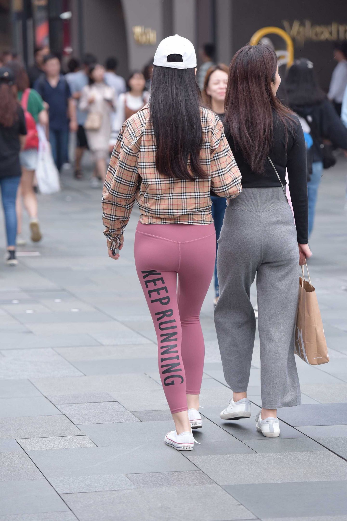 33303-i3kvn5duly1.jpg
