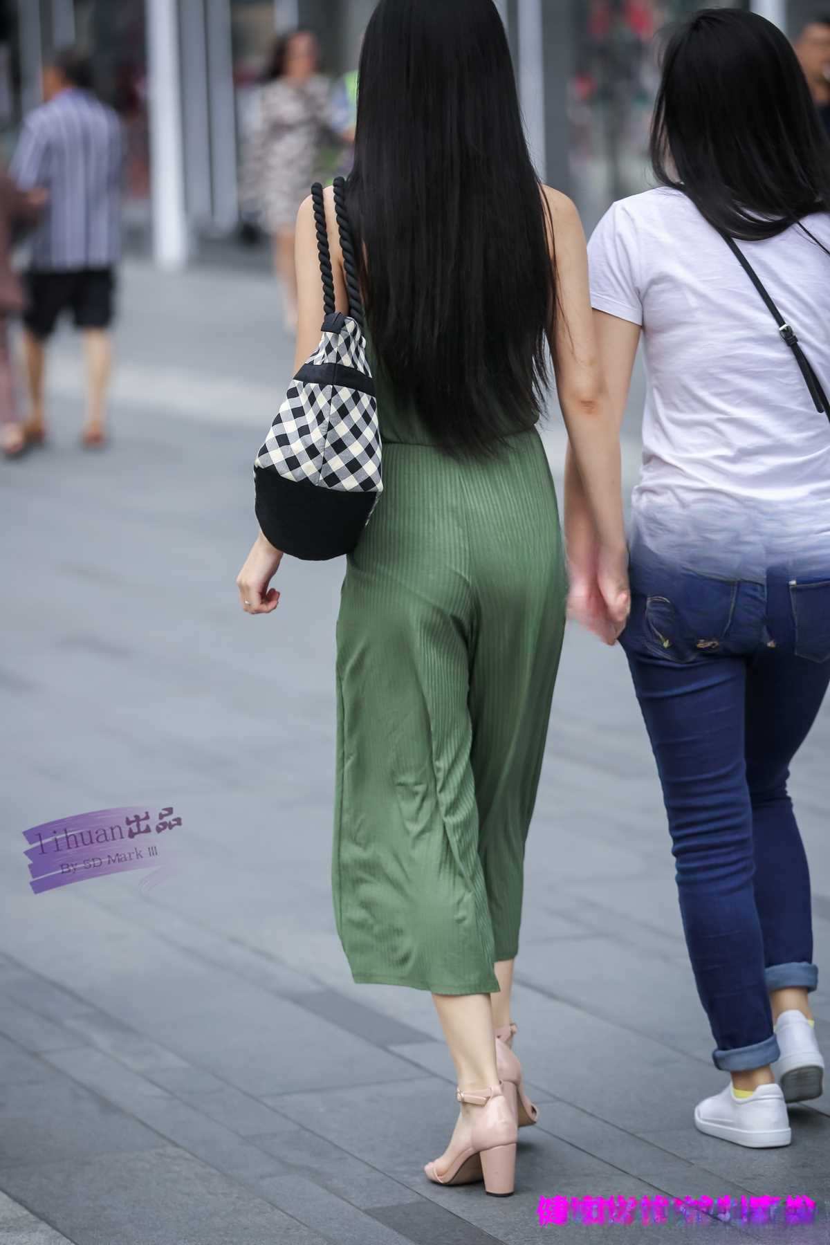 13712-m0woctghden.jpg