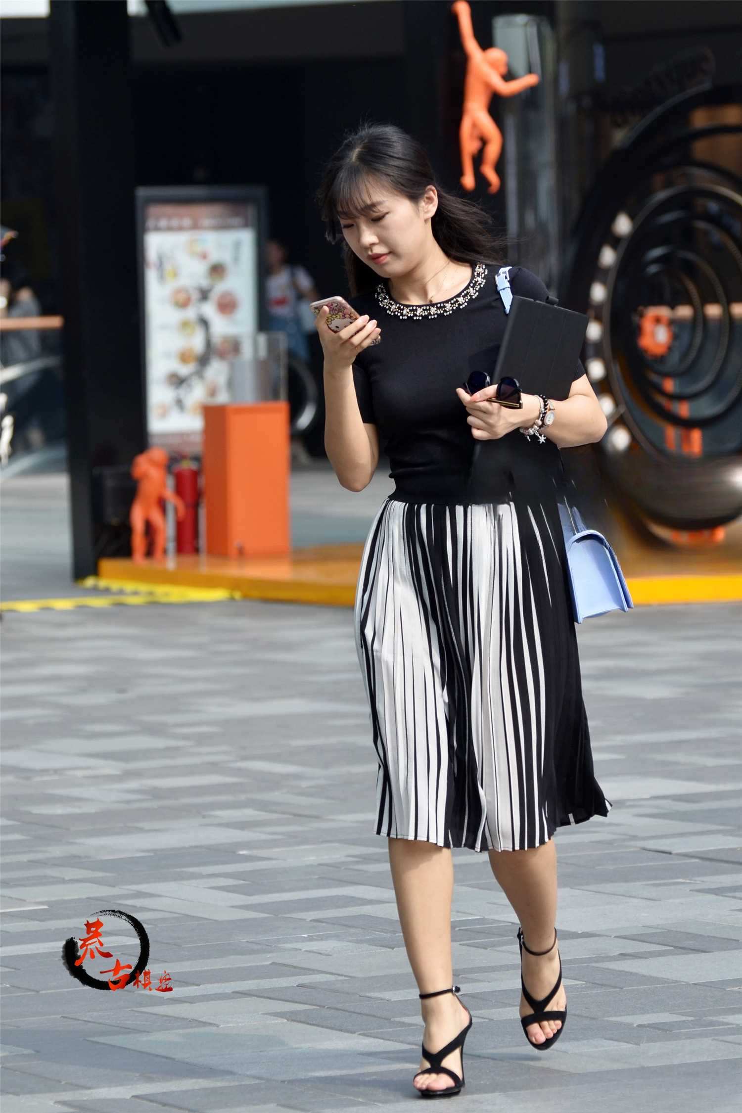 9279-wr2kcr4j0e1.jpg