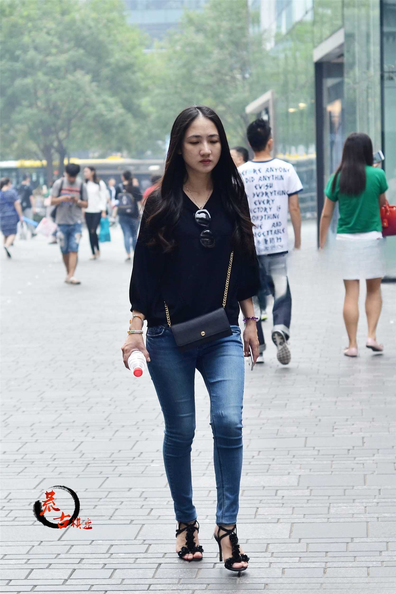 10006-wdbyvi2s4ch.jpg