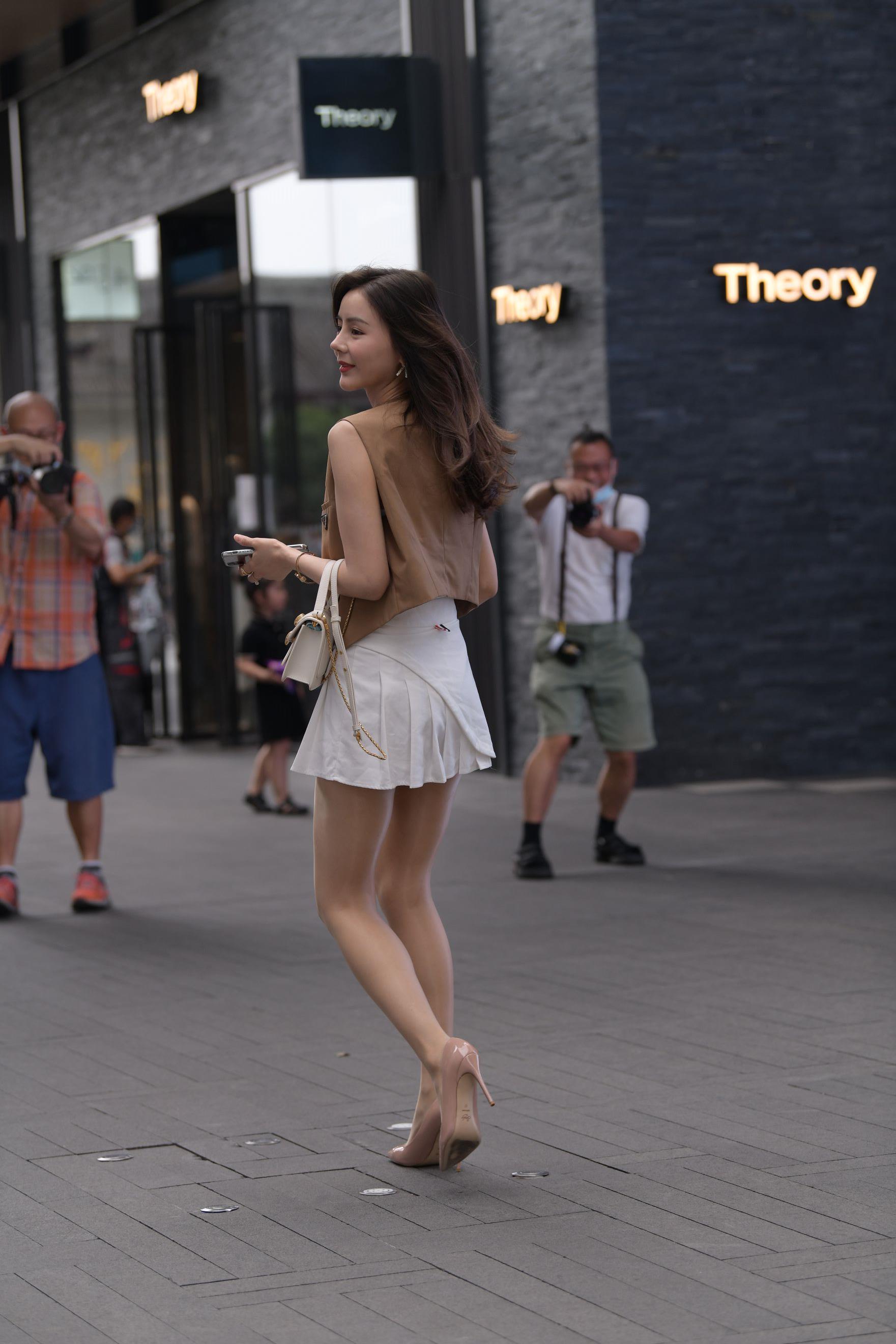 31107-uhkmyydpo3s.jpg