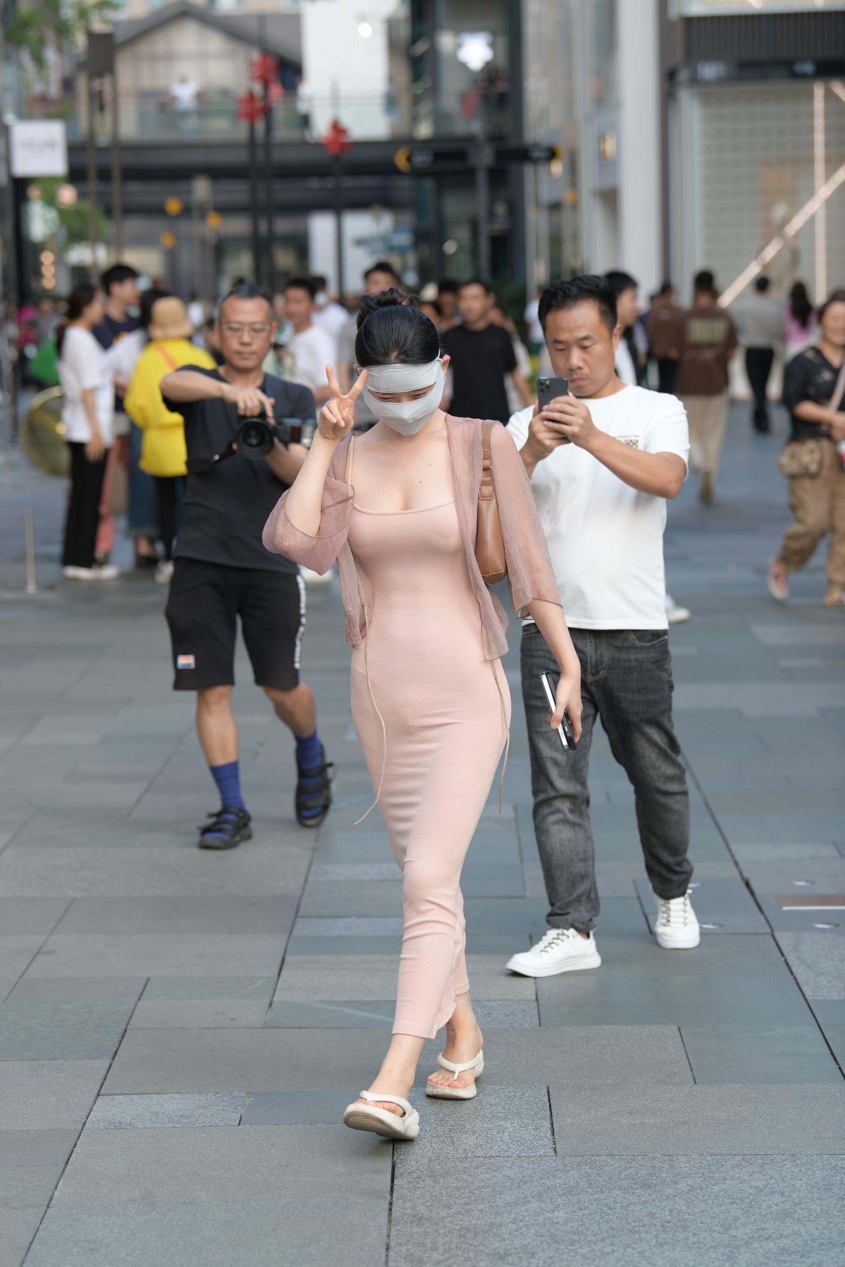 33076-rweohoor0hz.jpg