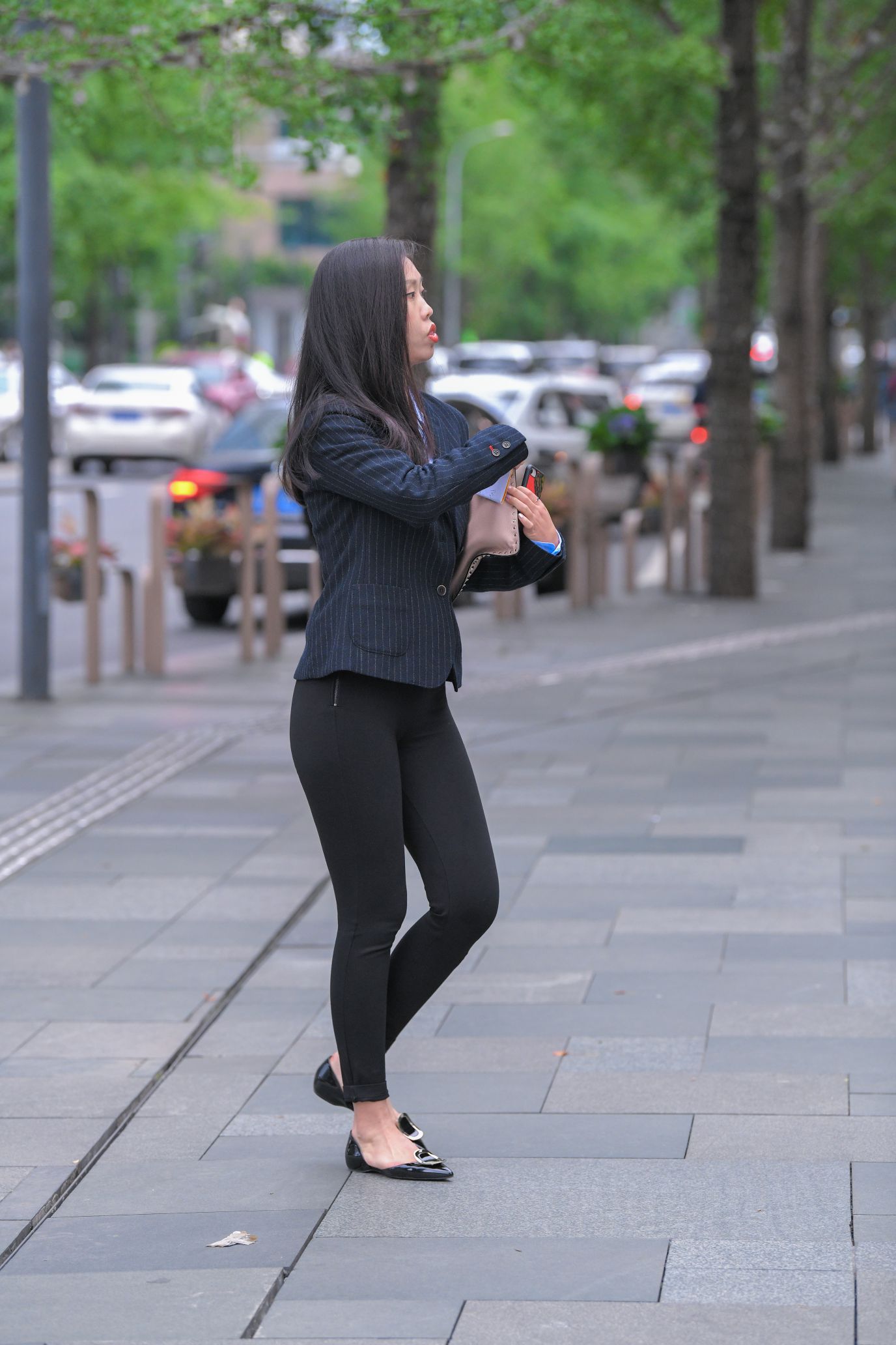 35317-x1h3pfem025.jpg