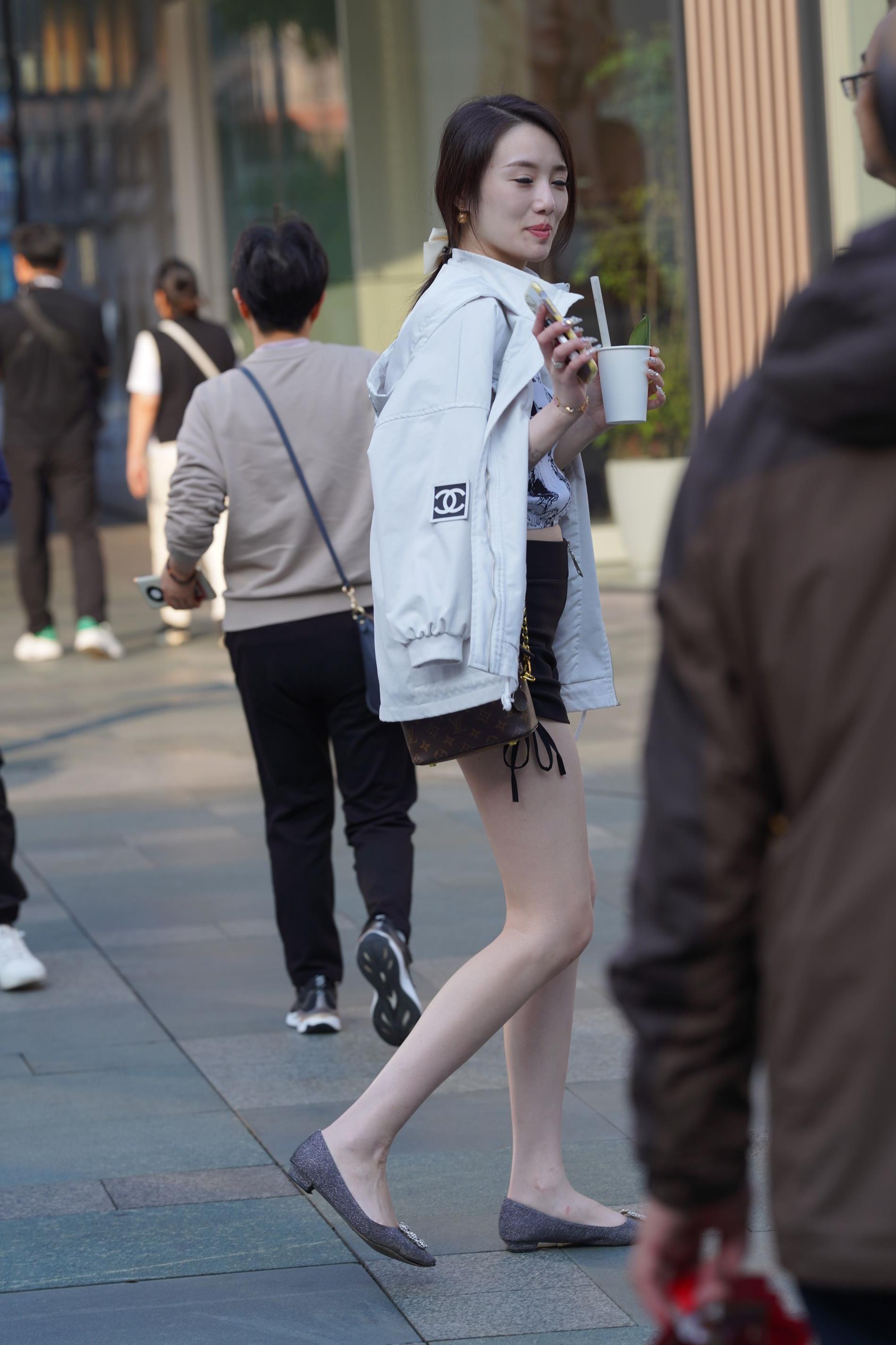 35740-nhgnhhu4aew.jpg