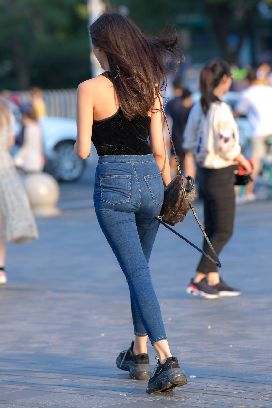 35387-tjtm051mwy2.jpg