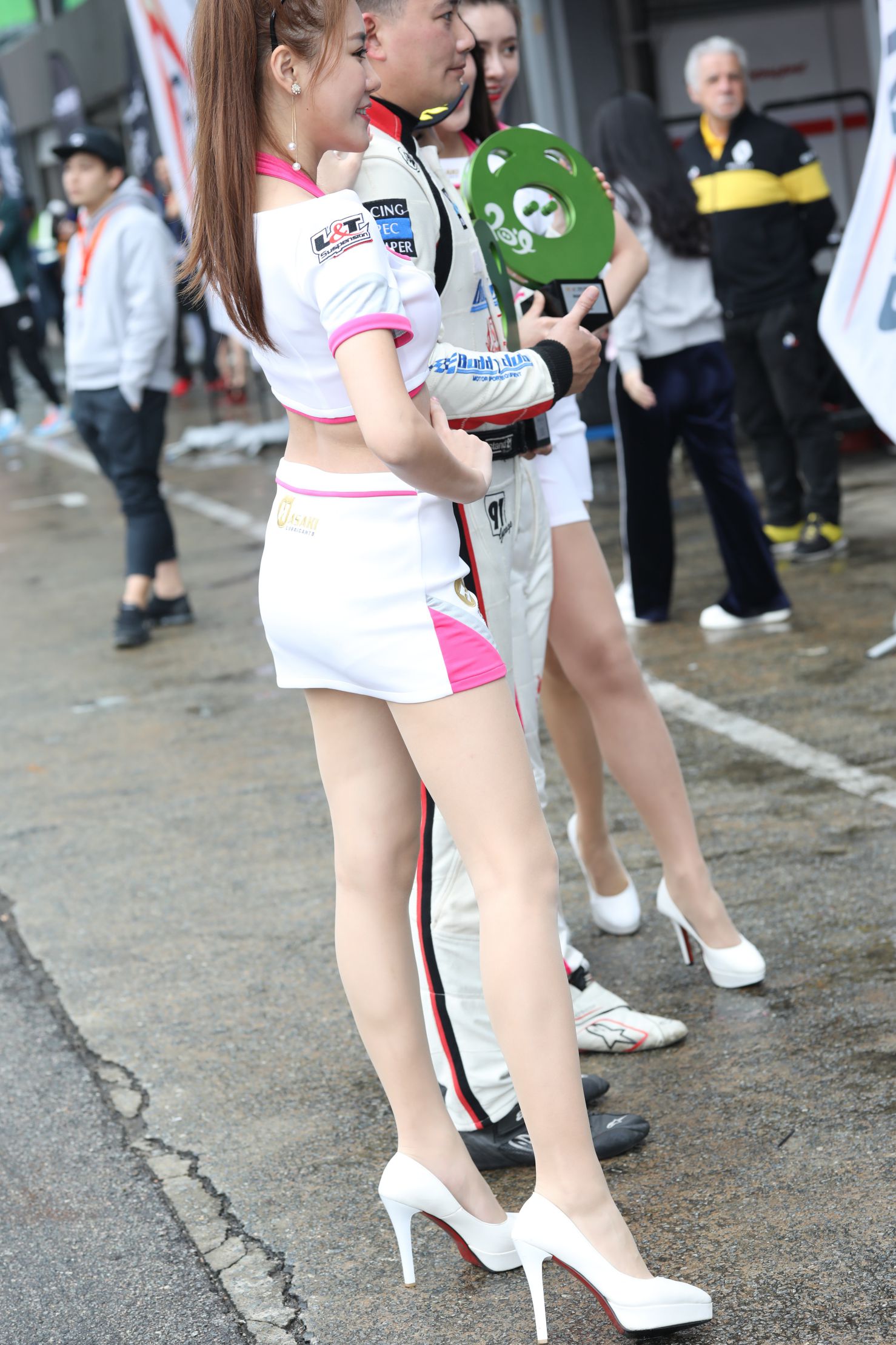 35602-kor3n3rhn4i.jpg