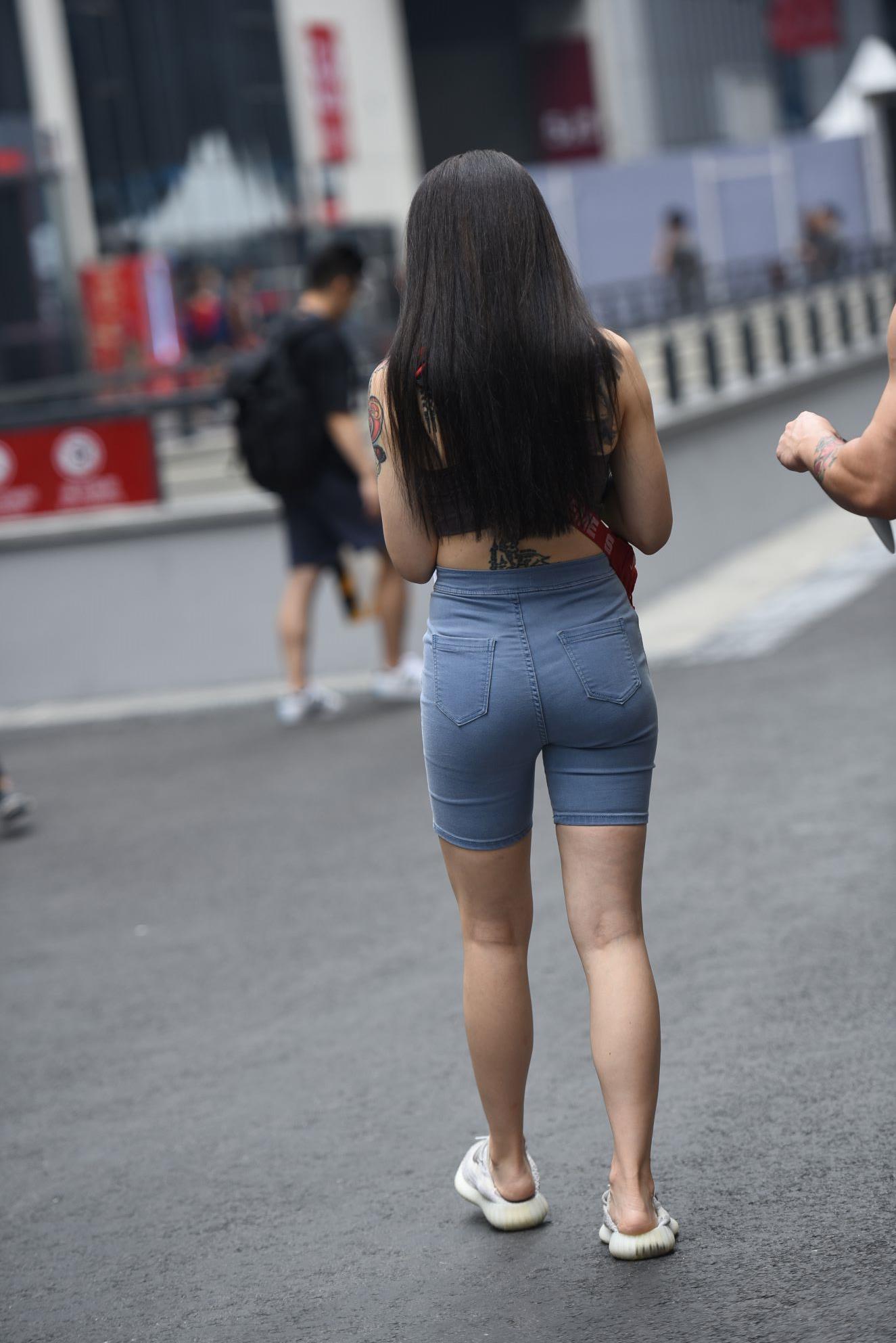 36851-rj1sn1zee33.jpg