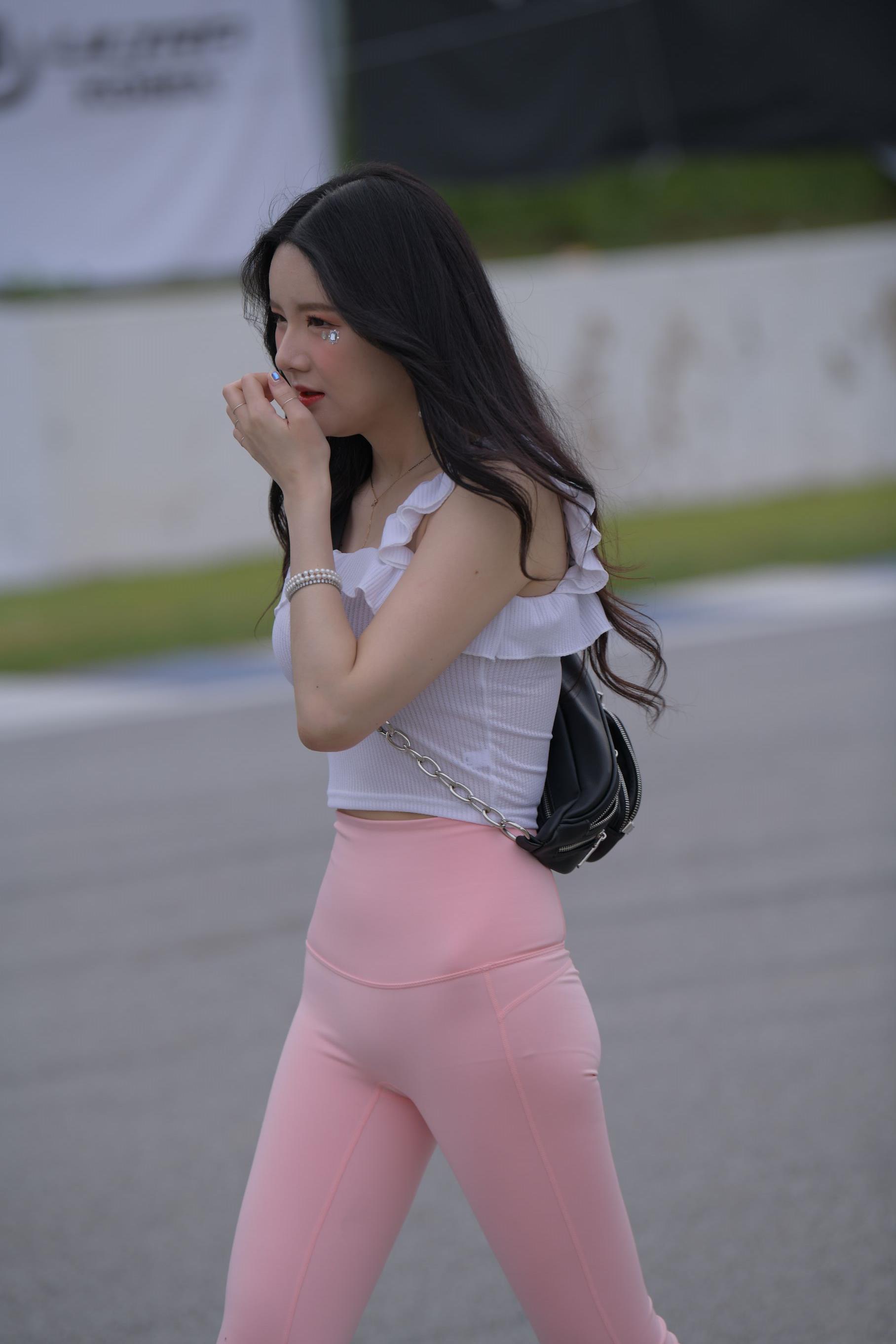 36843-zr4y4cbpfyc.jpg