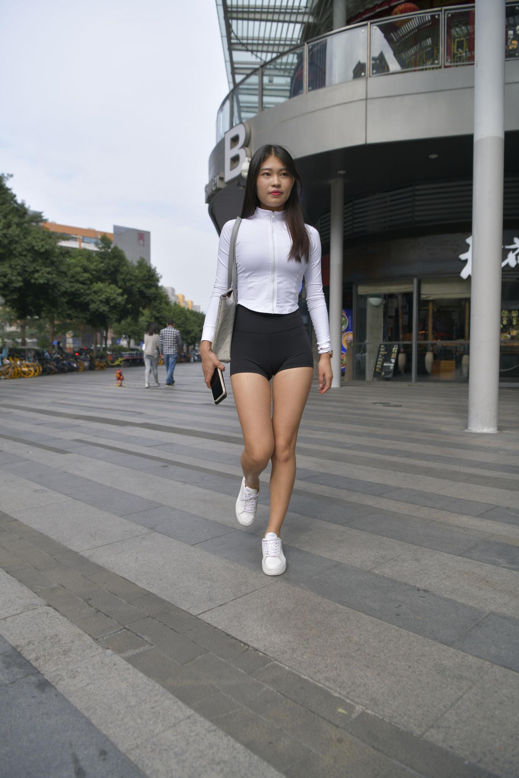 36777-3hvxhdrfxzk.jpg