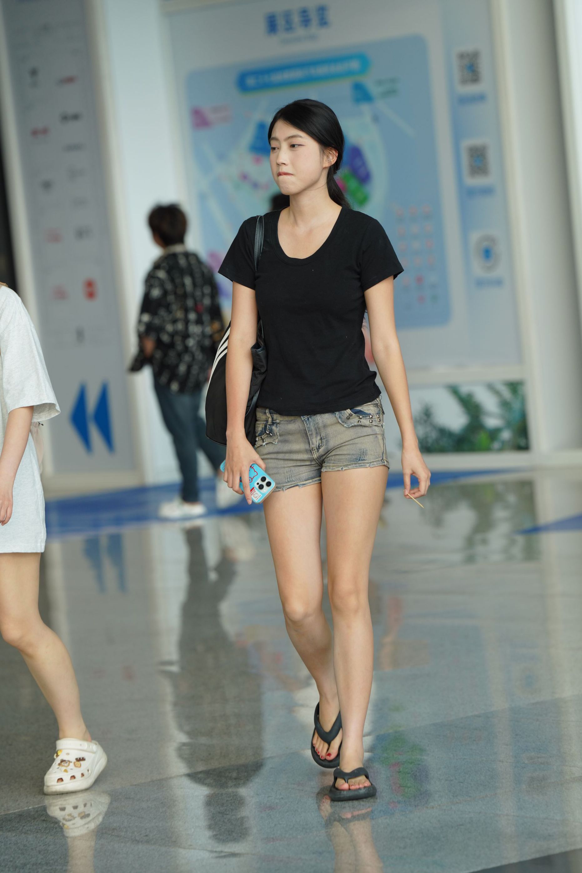 37569-rnfnxcavgtc.jpg