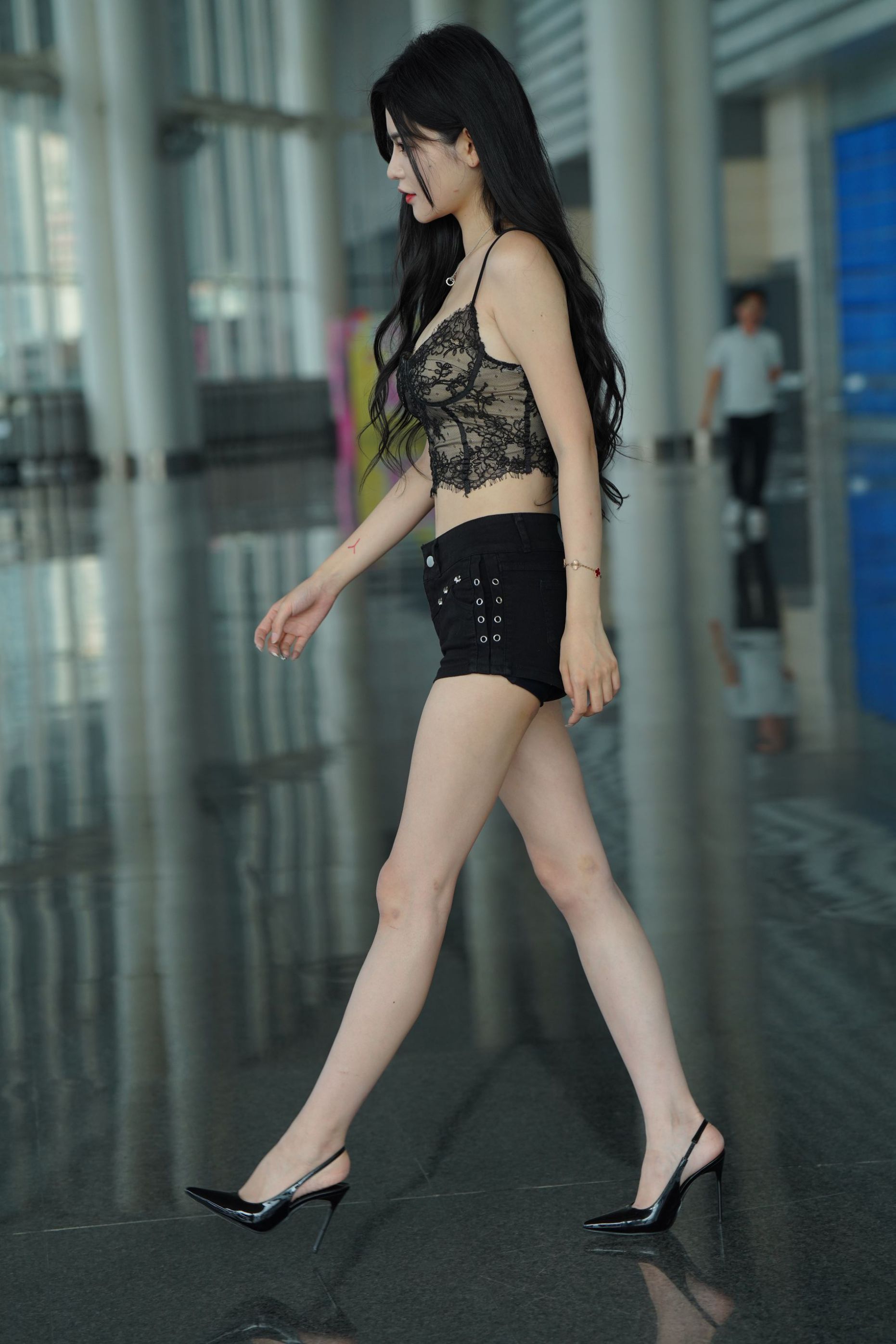 37571-rziolz1a4jt.jpg
