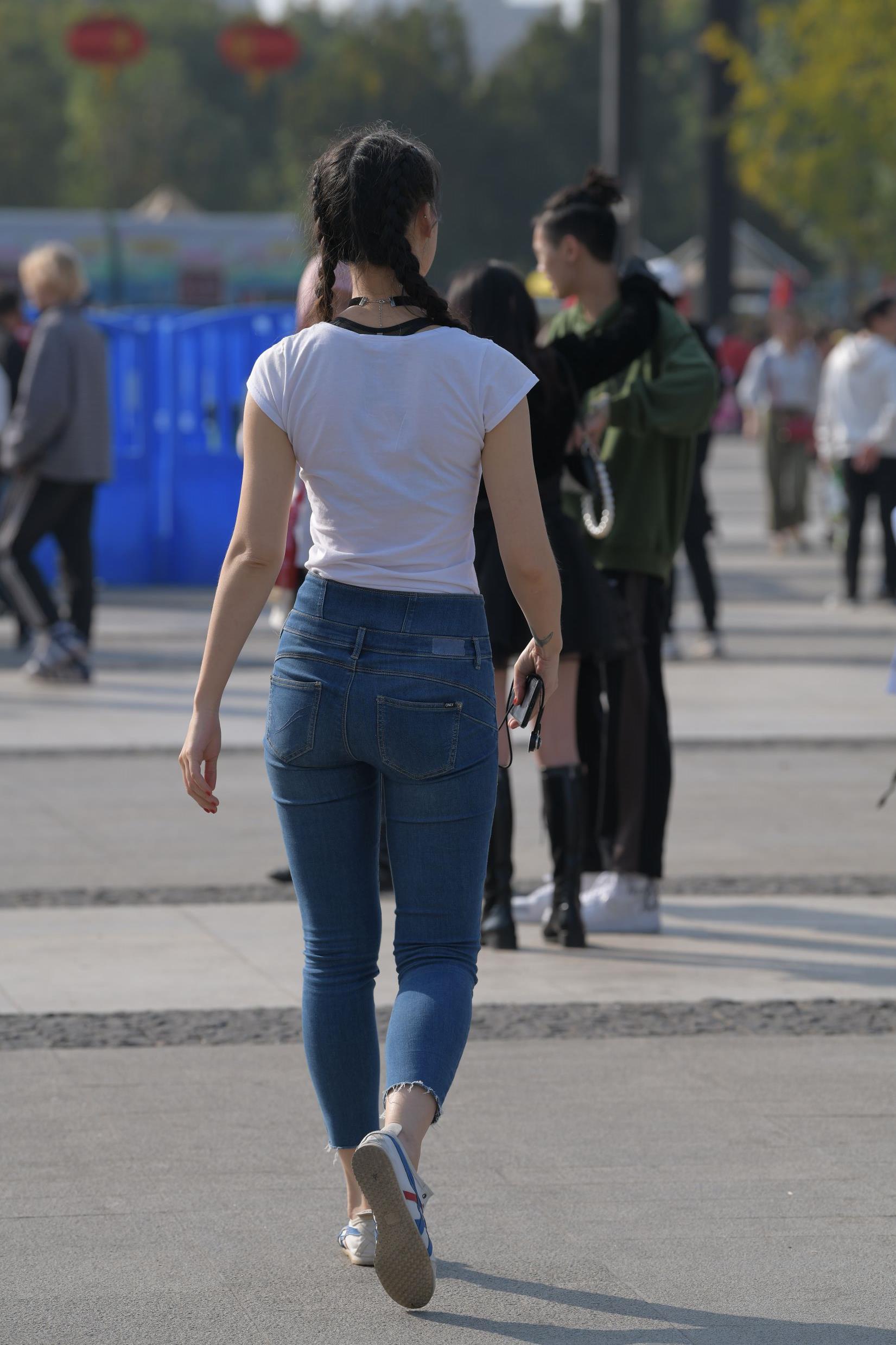 37083-tidouszunhd.jpg