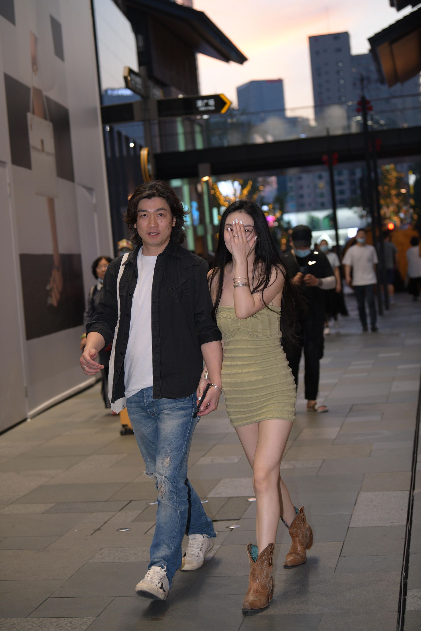 150156-efdkwdf2glo.jpg