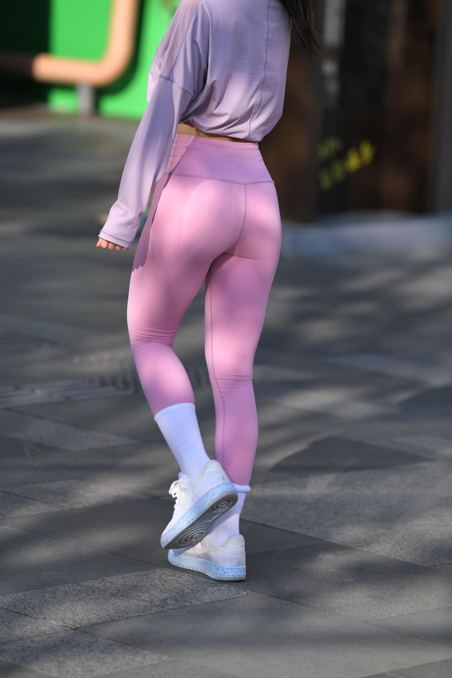 37697-lfx5bkfdblq.jpg