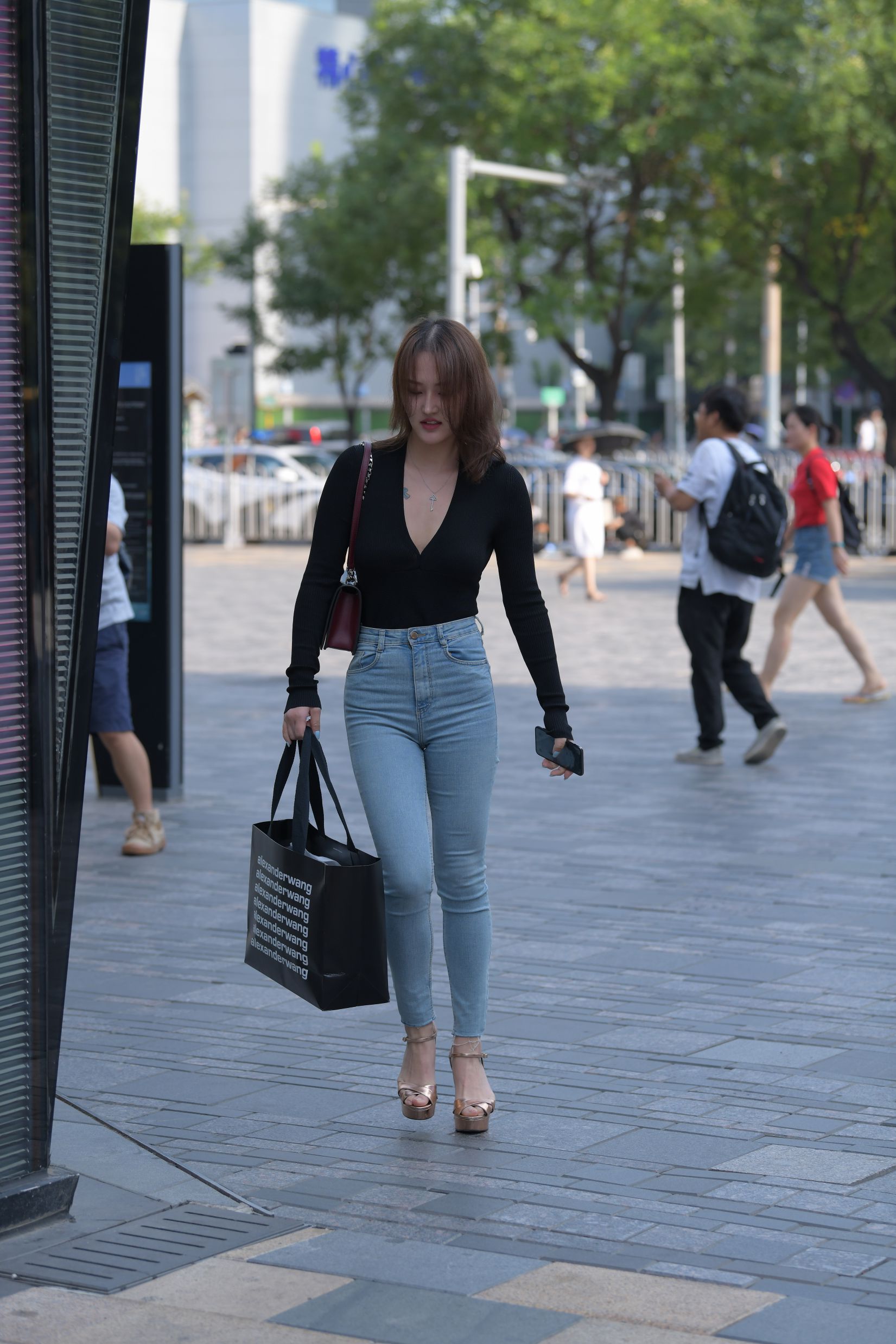 37299-hgywfso44sz.jpg