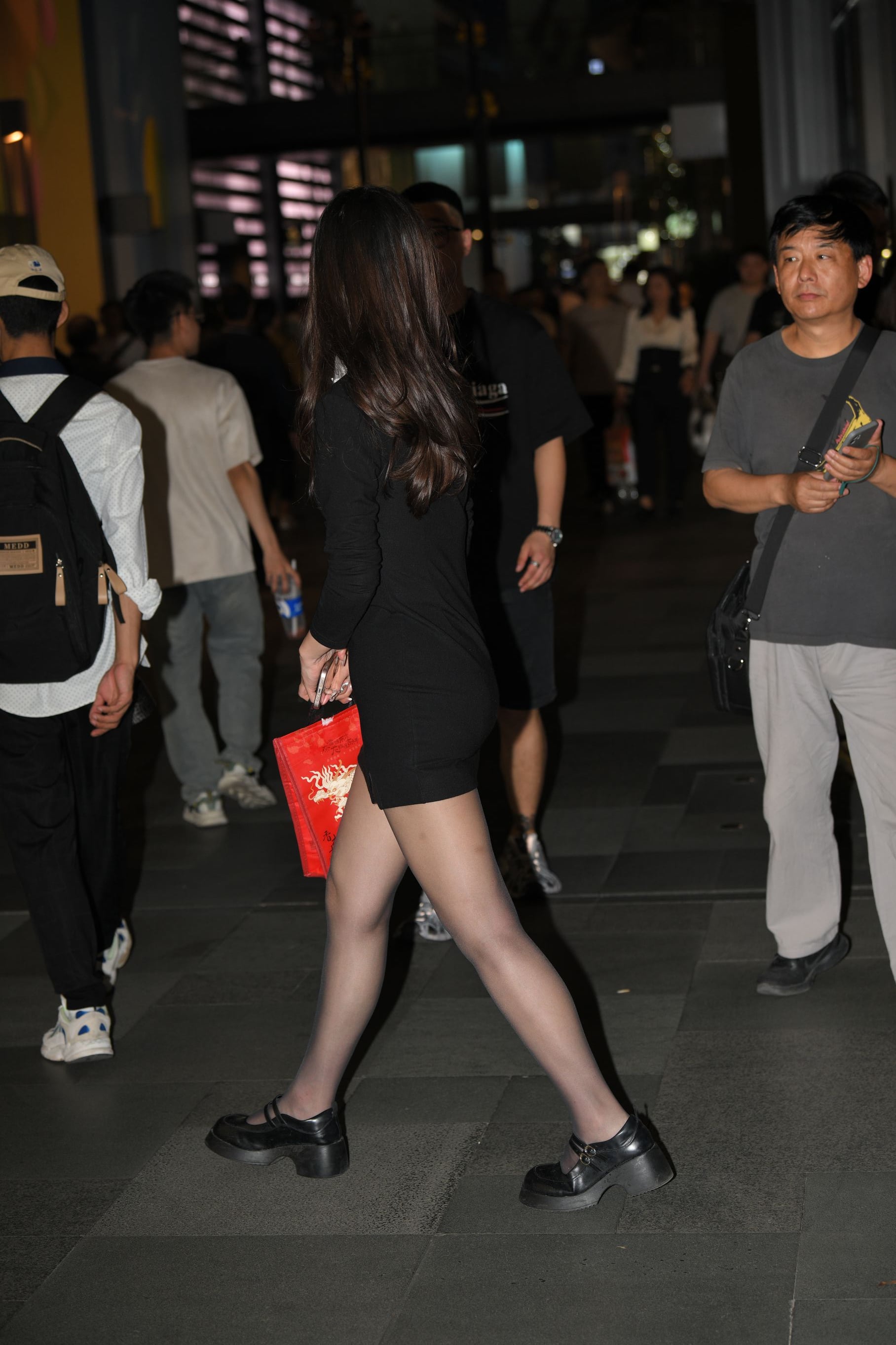 37898-p4qybjivom4.jpg