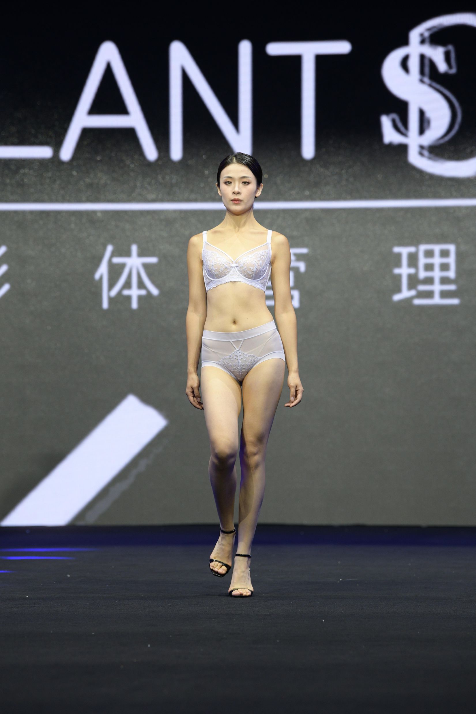 158488-xl4cuupi4b1.jpg