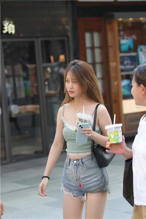 34218fcij3a03o2k.jpg