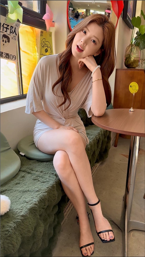 33966ykzqjqbwbc0.jpg