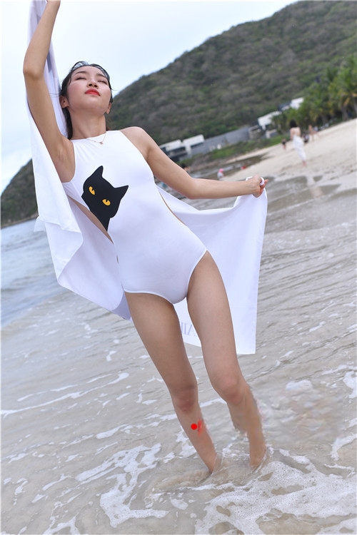 10824dyifjs4afw1.jpg