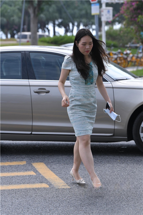 34238d5xz045oo45.jpg