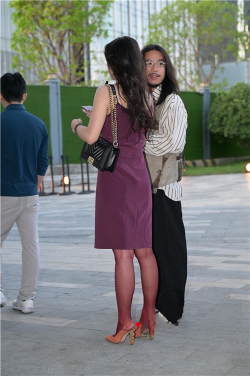 33066tia5kqej5dw.jpg