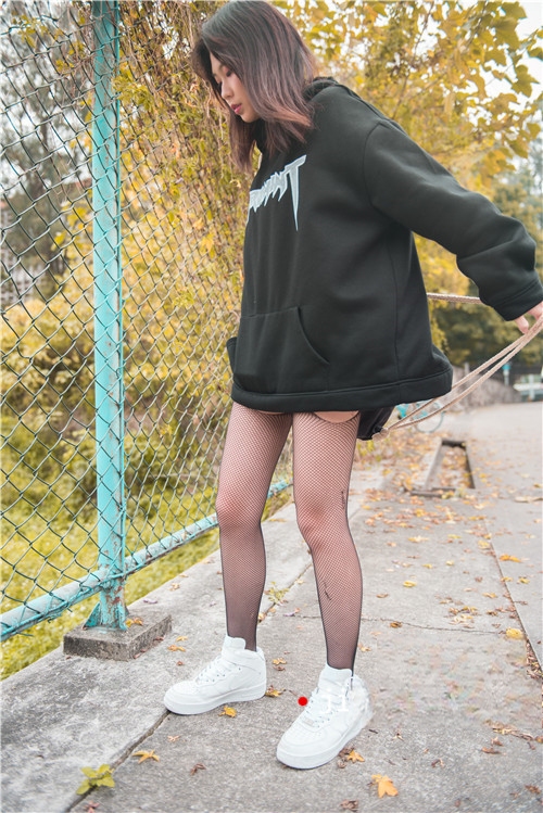 32033ivkvluy0uxl.jpg