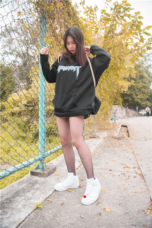 32033ltlxexsrm4m.jpg