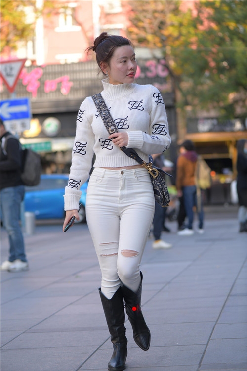 32529iwx0xatt1tl.jpg