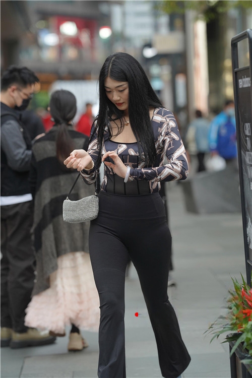 31896wpk3c4zte5n.jpg