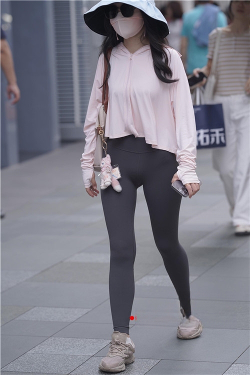 33606q4n0k0tmdvy.jpg