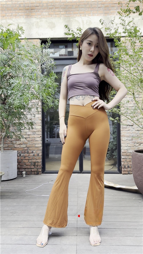 32251kfn4ofggu5l.jpg