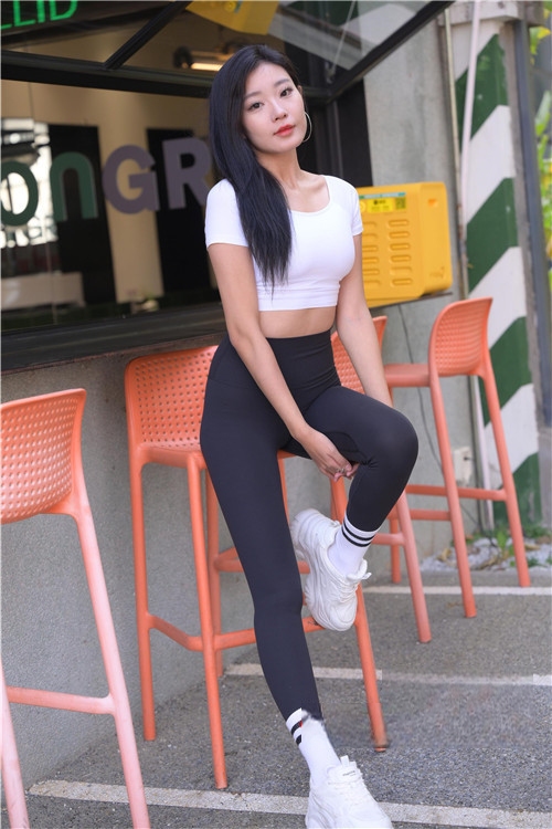 27615bo4kofvepyu.jpg