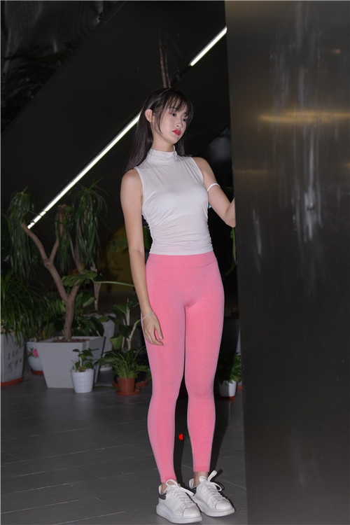 27186gpauvh0xevt.jpg