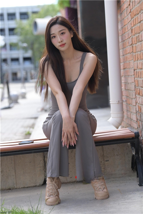 24832stqpmakihqm.jpg