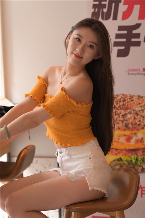 24104fbt2pg3lswd.jpg