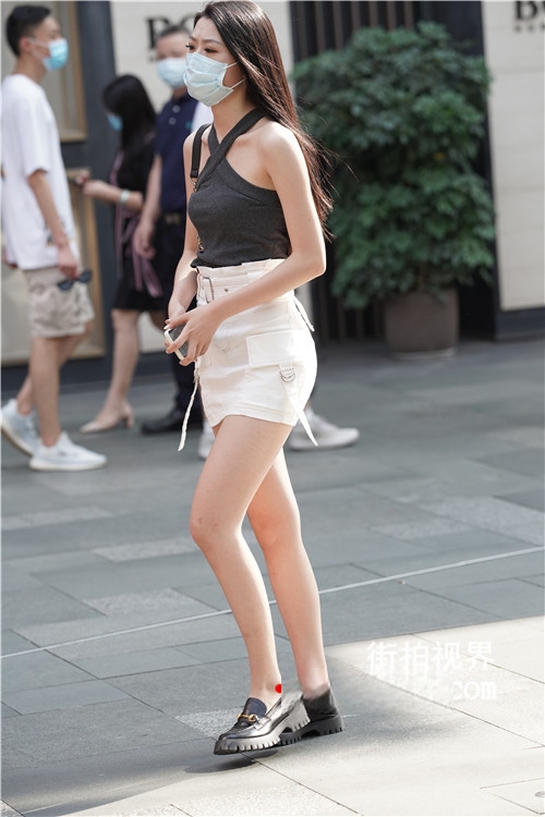 33792w0mccgpl0vj.jpg