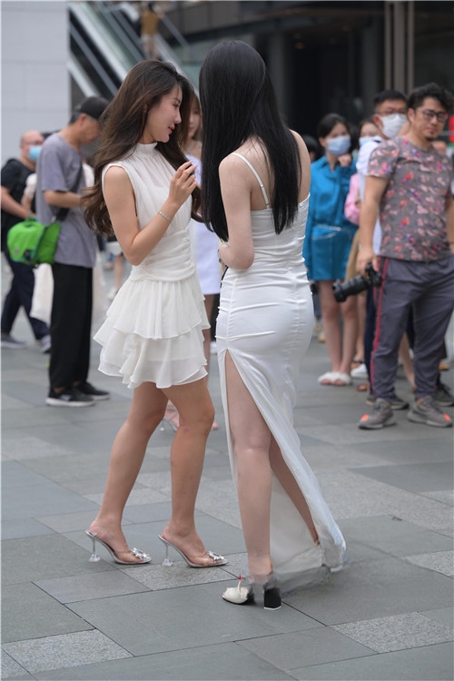 33711eieij5aabs0.jpg