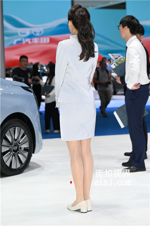 34034ic0skee2q4c.jpg